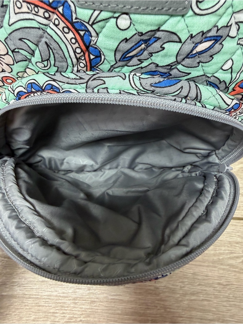 Vera Bradley Small Quilted Floral Mint Green Backpack. - Picture 9 of 10